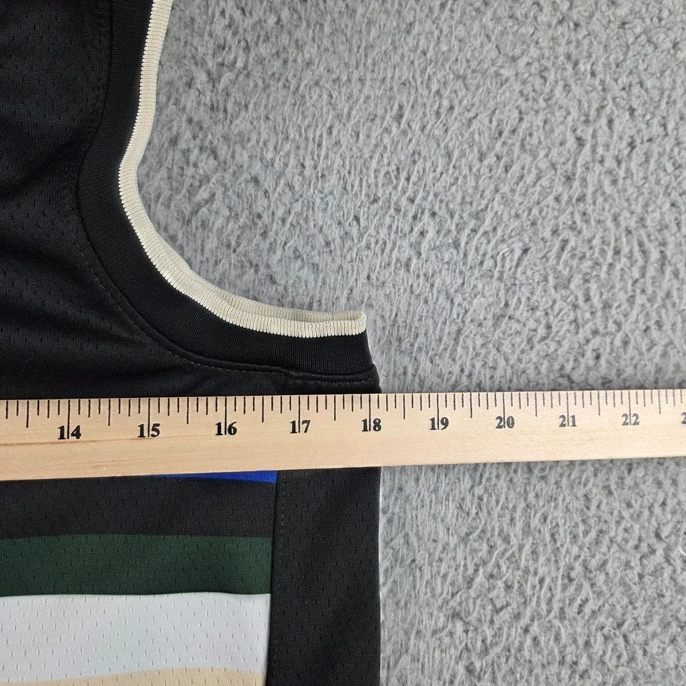 Nike Milwaukee Bucks Giannis Antetokounmpo Jersey Small‎ 40 NBA Black Statement